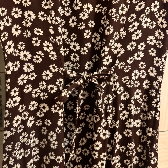 Reformation Locklin Dress - Picture 9 of 11